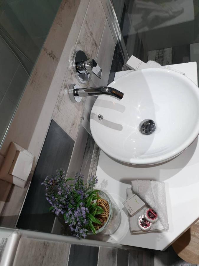 V-Suites 2 بوتوس المظهر الخارجي الصورة