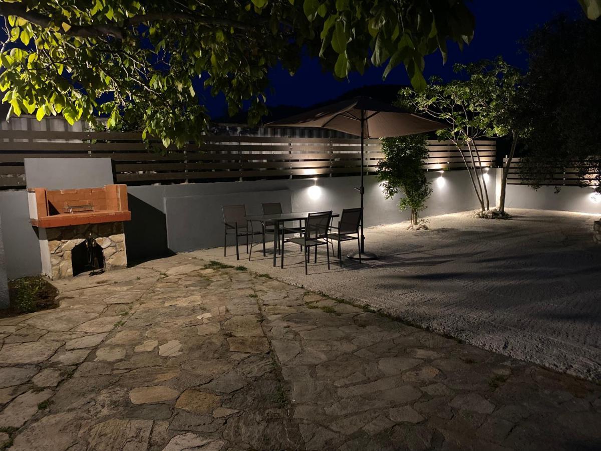 V-Suites 2 بوتوس المظهر الخارجي الصورة